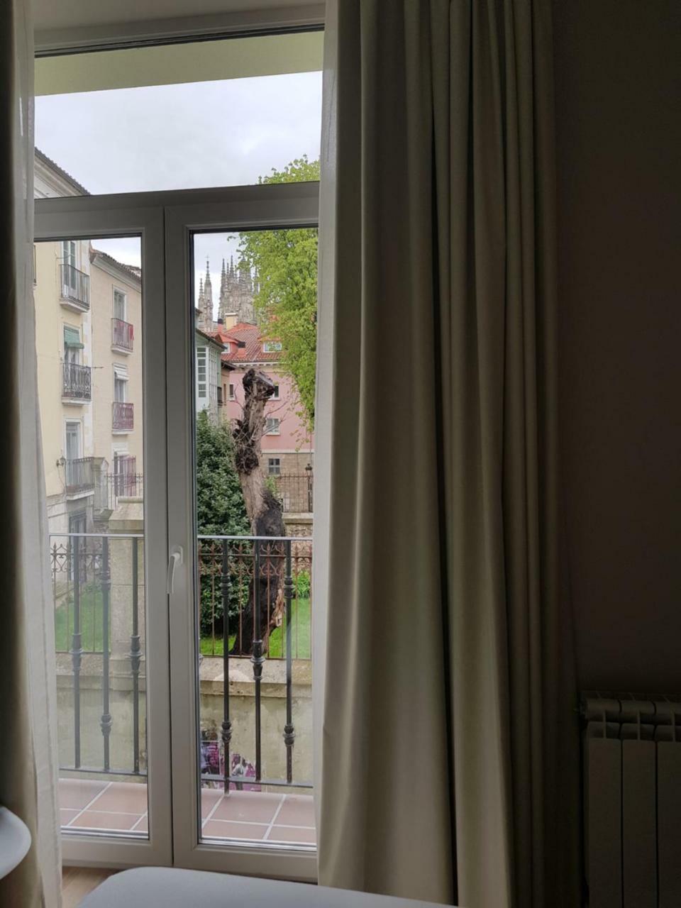 Art Burgos Hotel Kültér fotó